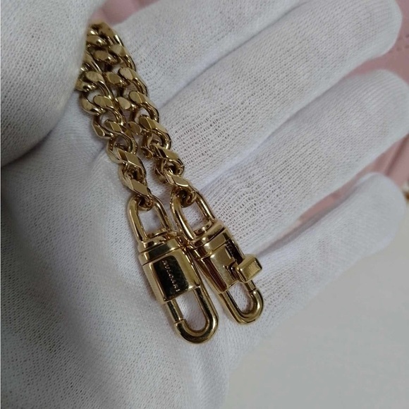 Bvlgari serpenti handbag💖 - Picture 14 of 14